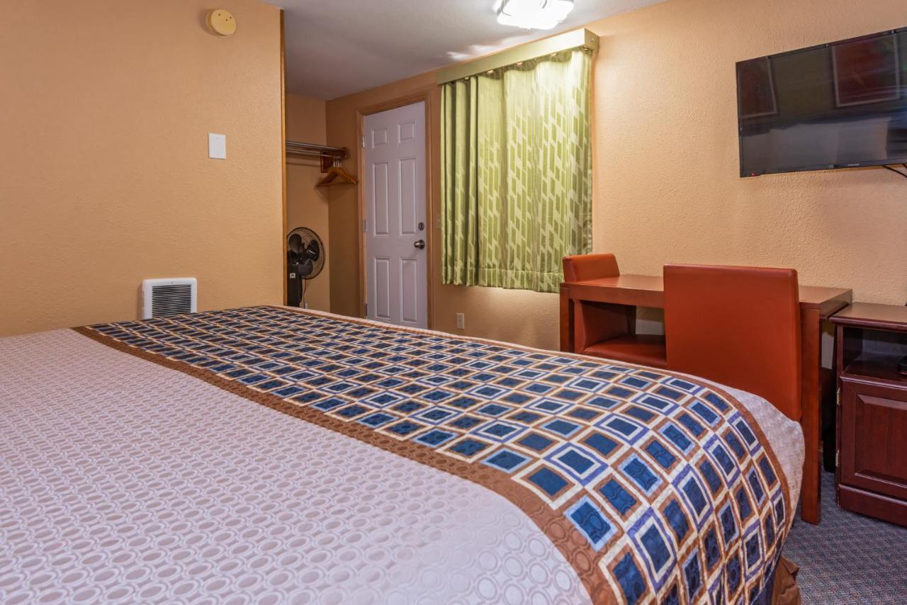Far West Motel Forks Extérieur photo
